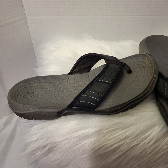 Crocs Gray and Black Flip Flops, Size 9 - Picture 3 of 7